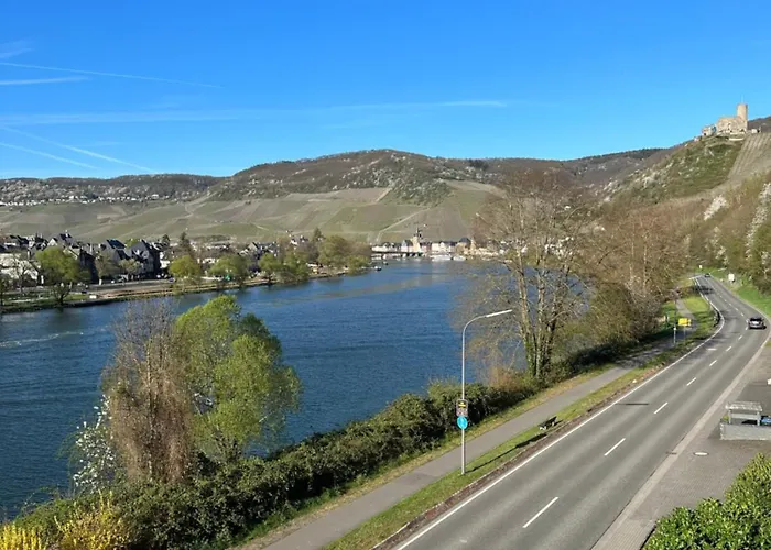 Moselzauber * ברנקסטל - קיס